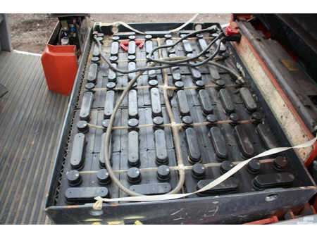 El truck - 4 hjulet 2003  BT CBE 2.5 AC (27)