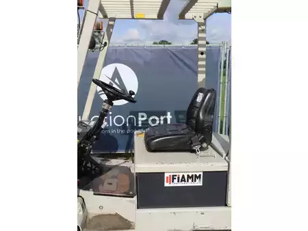 El truck - 4 hjulet - Komatsu FB14-5 (27)