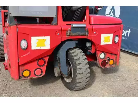 Mitnahmestapler 2013  Moffett M10 25.4 (14)