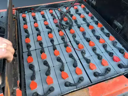 El truck - 4 hjulet 2005  Toyota 7FBMF25 (10)