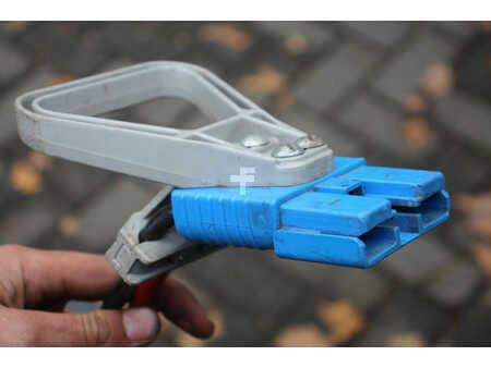 Elektryczne 4-kołowe 2007  BT C3E160 (12)