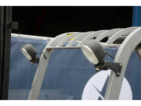 Elektryczne 4-kołowe 2007  BT C3E160 (19)