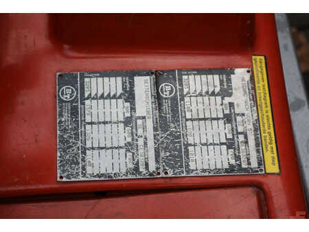 Elektryczne 4-kołowe 2007  BT C3E160 (20)