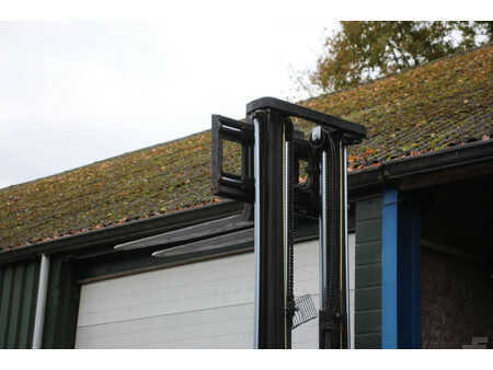 Elektryczne 4-kołowe 2007  BT C3E160 (34)