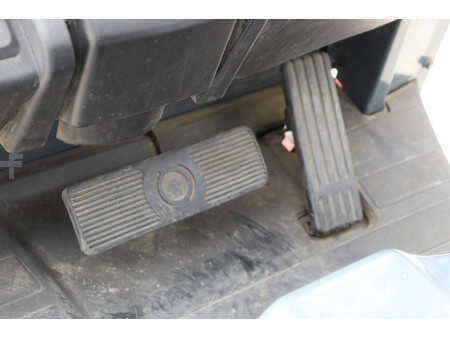 Elektro čtyřkolový VZV 2016  Toyota 8FBEK18T (24)