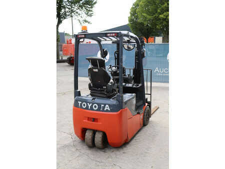 Elektro čtyřkolový VZV 2016  Toyota 8FBEK18T (6)