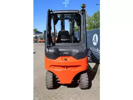 4-wiel elektrische heftrucks 2015  Linde E35H-01/600 (5)