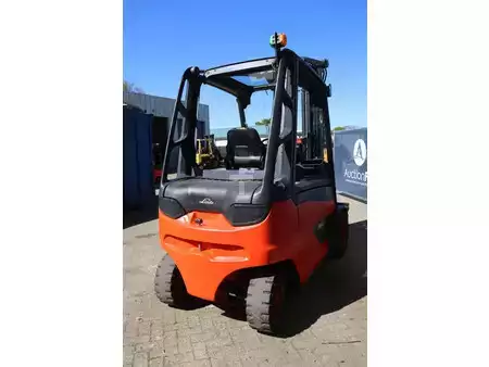 4-wiel elektrische heftrucks 2015  Linde E35H-01/600 (6)