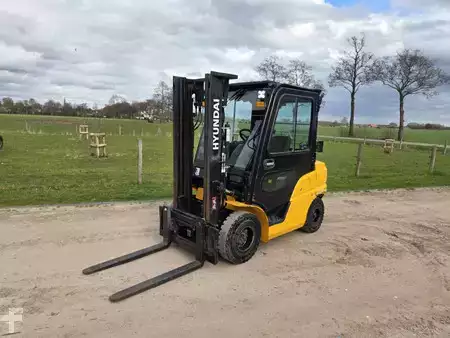 Dieselstapler 2019  Hyundai 25D-9 (1)