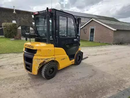 Dieselstapler 2019  Hyundai 25D-9 (3)