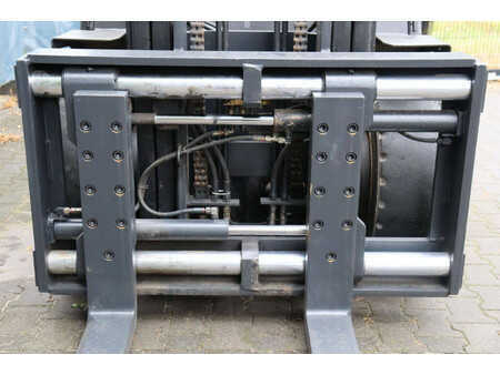 LPG VZV 2006  Yale GLP55MJ (9)