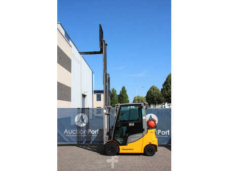 Empilhador a gás 2020  Jungheinrich TFG 320S (32)