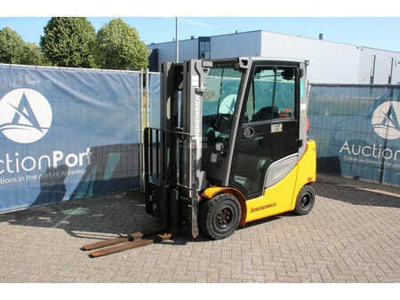 Empilhador a gás 2020  Jungheinrich TFG 320S (8)