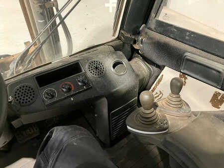 Dieselový VZV 2008  Linde H50D (11)