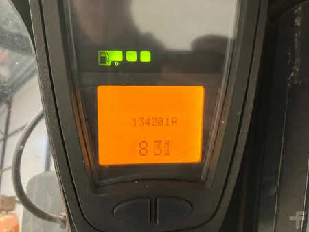 Dieselový VZV 2008  Linde H50D (12)