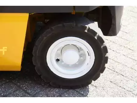 Elektro 4 Rad 1999  Yale ERP20ALF (15)