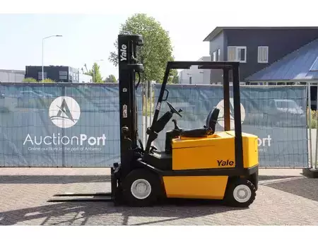 Elektro 4 Rad 1999  Yale ERP20ALF (2)