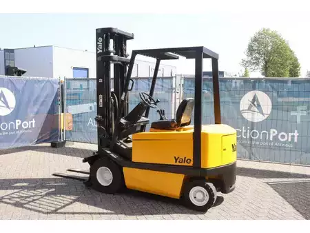 Elektro 4 Rad 1999  Yale ERP20ALF (3)