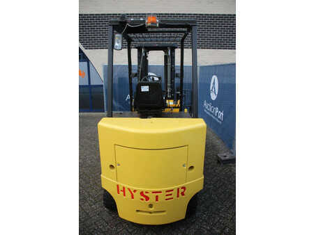 Sähkö - 4 pyör 2000  Hyster E120XL (4)