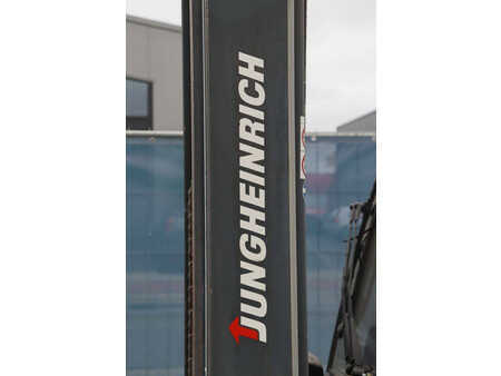 El Truck - 4-hjul - Jungheinrich EFG430 (14)