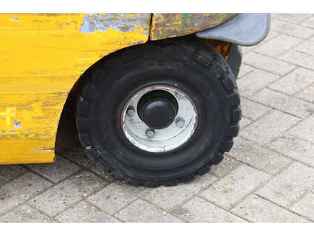 El Truck - 4-hjul - Jungheinrich EFG430 (16)