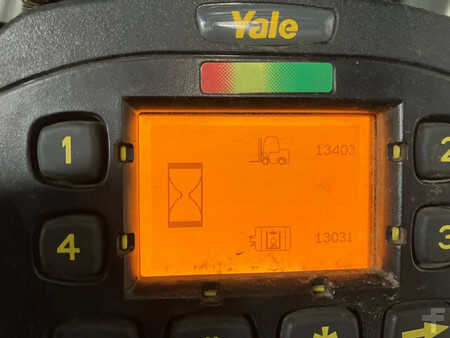 Chariots électriques à 4 roues 2017  Yale ERP25VL E2145 (12)
