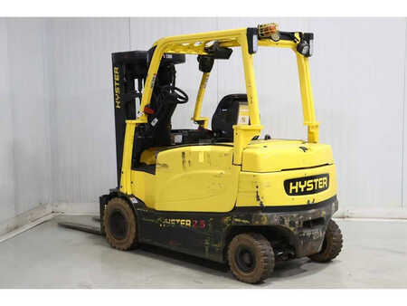 Chariots électriques à 4 roues 2018  Hyster J2.5XN (2)