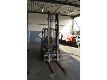 LPG Forklifts 2011  Toyota 42-7FGF25 (6)