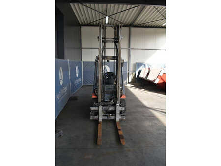 LPG Forklifts 2011  Toyota 42-7FGF25 (7)