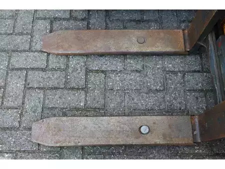 Reachtrucks 2009  Jungheinrich ETV C16 (11)