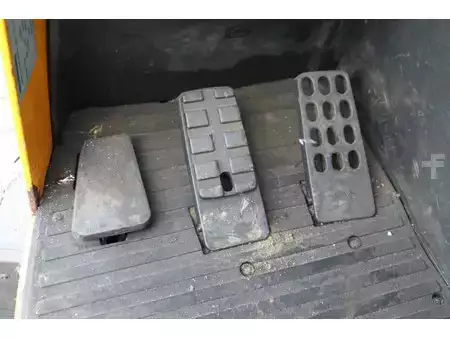 Reachtrucks 2009  Jungheinrich ETV C16 (21)