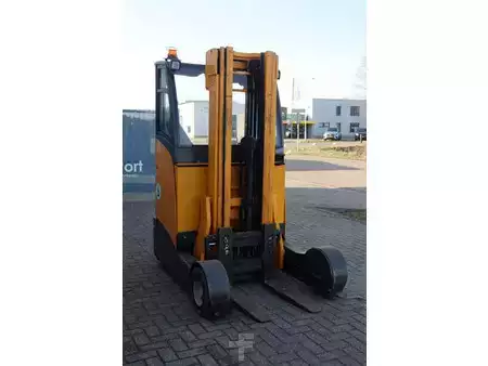 Reachtrucks 2009  Jungheinrich ETV C16 (7)