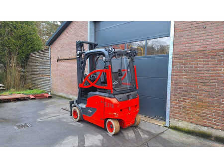 Sähkö - 4 pyör 2021  Linde E20PH-02 (2)