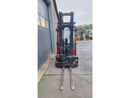 Sähkö - 4 pyör 2021  Linde E20PH-02 (4)