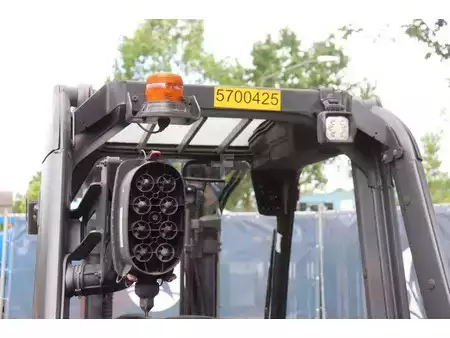 Diesel heftrucks 2023  Linde H25D-01 (17)
