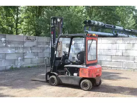 Elektryczne 4-kołowe - EP Equipment  (3)