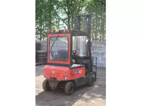 Elektryczne 4-kołowe - EP Equipment  (6)