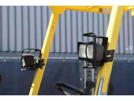 Chariots électriques à 4 roues 2002  Hyster E5.50XL (14)