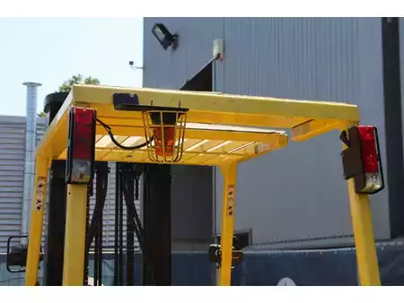 Chariots électriques à 4 roues 2002  Hyster E5.50XL (17)