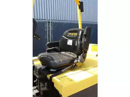 Chariots électriques à 4 roues 2002  Hyster E5.50XL (20)