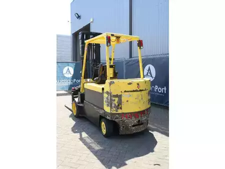 Chariots électriques à 4 roues 2002  Hyster E5.50XL (4)