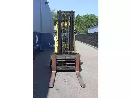 Chariots électriques à 4 roues 2002  Hyster E5.50XL (8)