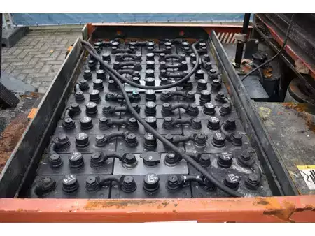 Empilhador diesel 2005  Tailift FB25 (17)