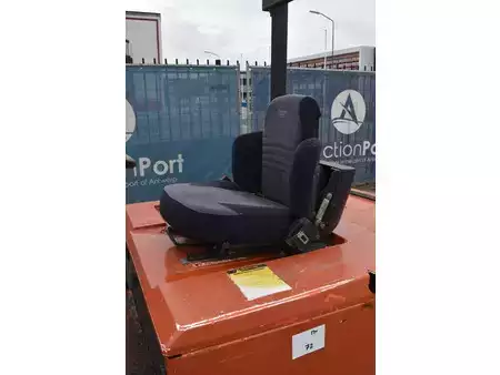Empilhador diesel 2005  Tailift FB25 (19)