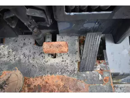 Empilhador diesel 2005  Tailift FB25 (20)