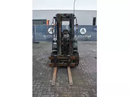 Empilhador diesel 2005  Tailift FB25 (8)