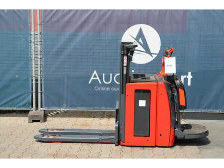 Stapelaars 2023  Linde D14AP (2)