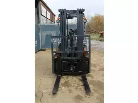 Diesel gaffeltruck - Vmax CPCD30 (8)