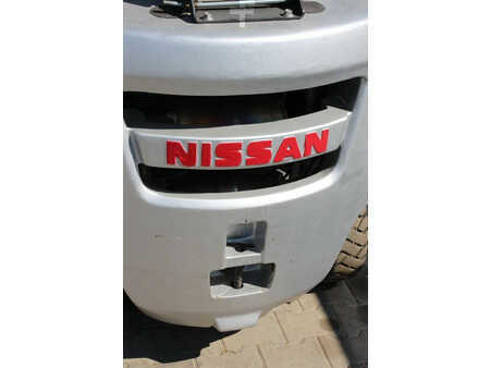 Wózki gazowe 2011  Nissan P1F 1A150 (17)
