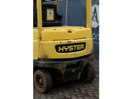 Carrelli elettrici 4 ruote 2017  Hyster J2.5XN (18)